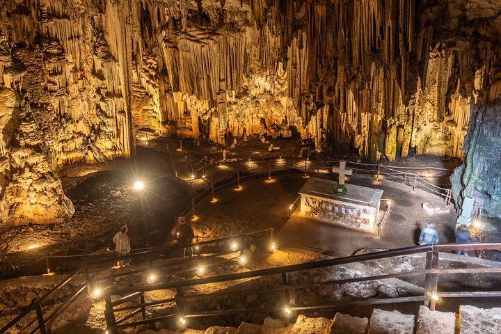 Melidoni Cave Margarites Arkadi Monastery Tour from Rethymno