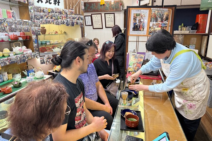 [Same Day OK] Osaka: Dotonbori to Iconic Castle 4Hr Walking Tour
