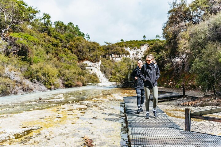 Wai-O-Tapu Thermal Wonderland, Rotorua, New Zealand