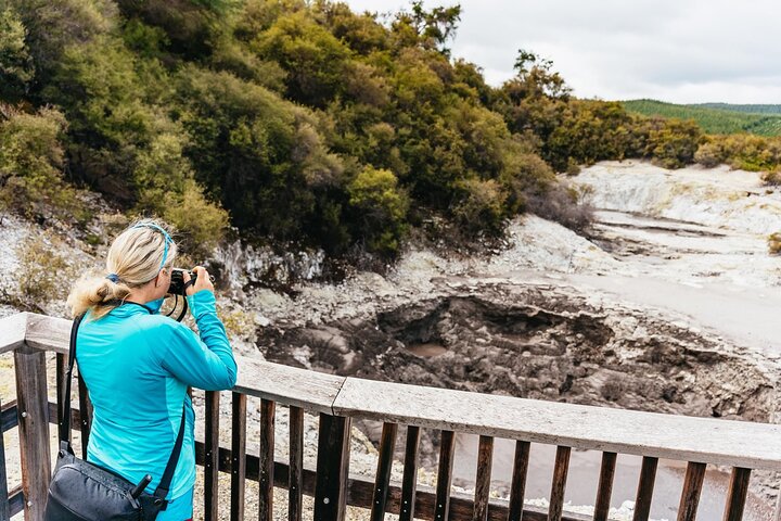 Wai-O-Tapu Thermal Wonderland, Rotorua, New Zealand