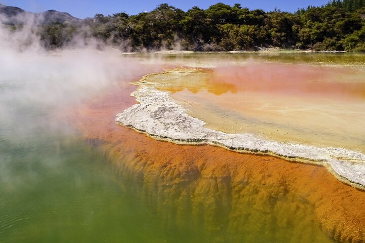 Wai-O-Tapu Thermal Wonderland, Rotorua, New Zealand