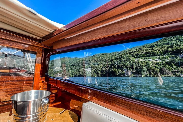 Lake Como Private Boat Tour : The Wooden Venetian Limo Escape