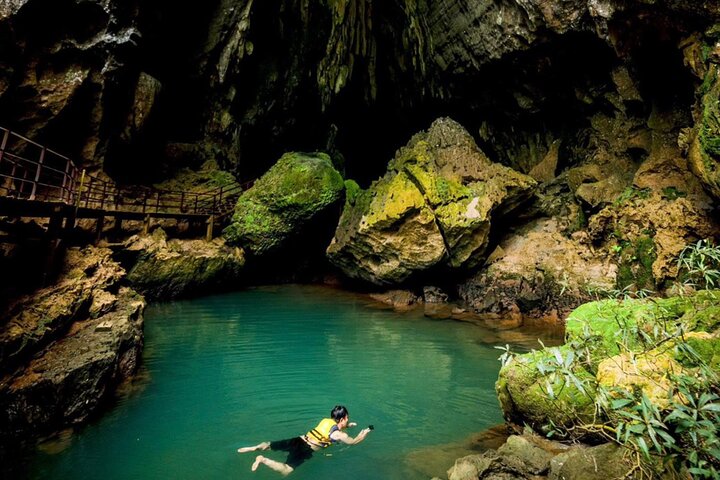 Zipline Dark cave & Paradise cave: Full-day Exploration