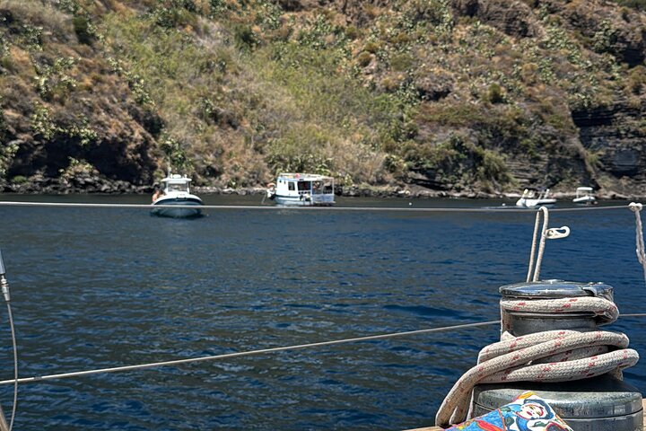 Vela and Wine Experience a Vulcano Aeolian Islands
