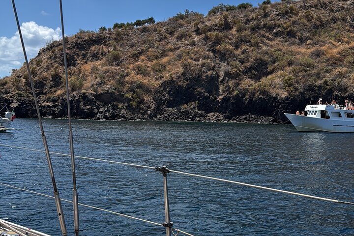 Vela and Wine Experience a Vulcano Aeolian Islands