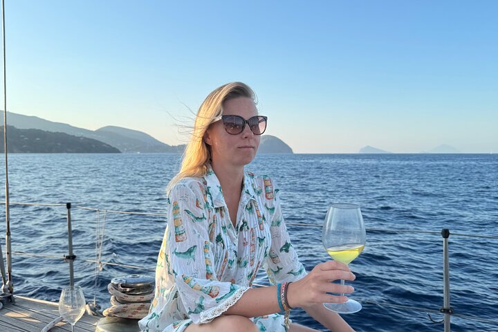 Vela and Wine Experience a Vulcano Aeolian Islands