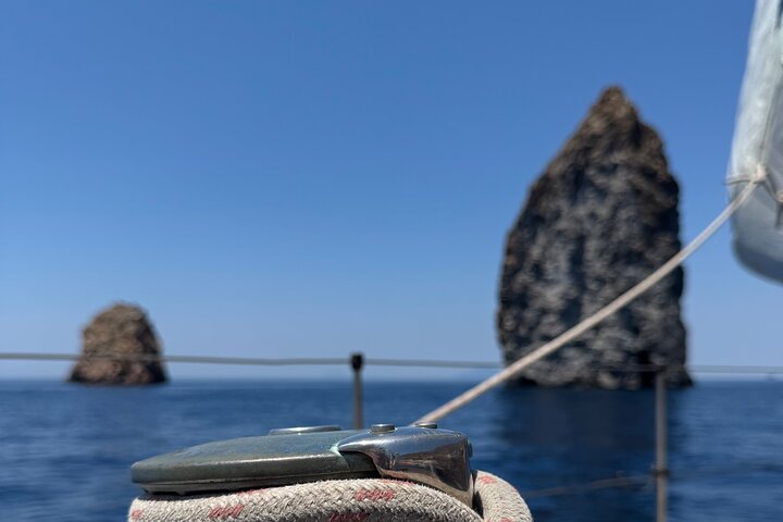 Vela and Wine Experience a Vulcano Aeolian Islands