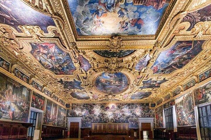 Venice: St.Mark's Basilica & Doge's Palace Tour with Tickets
