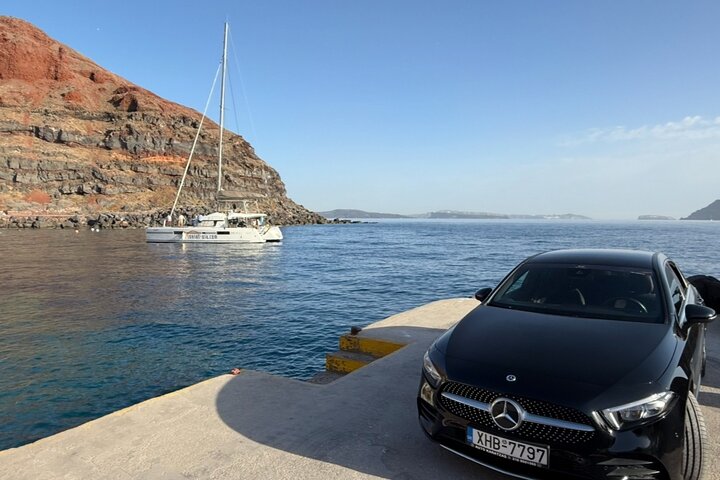 Santorini Luxury Private Airport, Port & Hotel Transfer