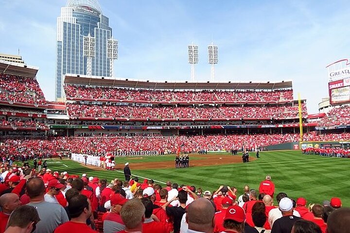 Cincinnati Reds Baseball Game at Great American Ballpark
