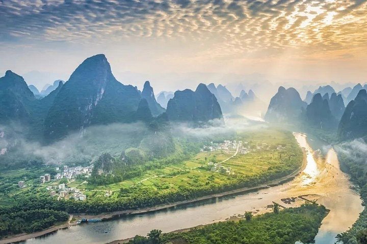 Guilin 1 Day Cave, Xianggong Hill and Impression Show