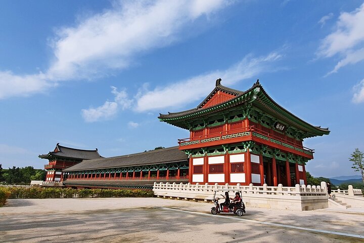 Gyeongju UNESCO World Heritage Sites and History Full-Day Tour with Lunch