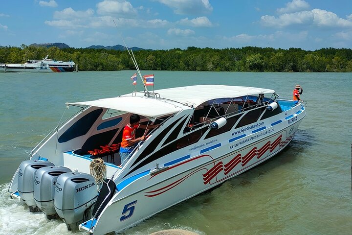 Koh Lipe to Hatyai Smooth Travel by Speedboat and Van
