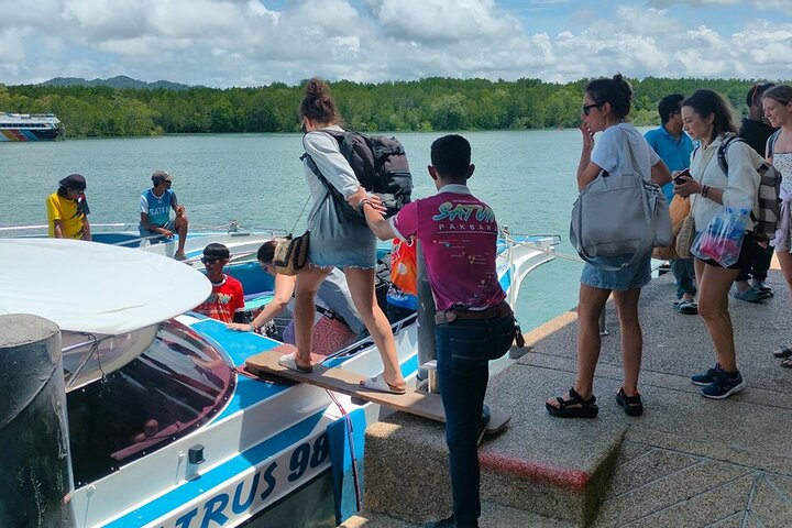 Koh Lipe to Hatyai Smooth Travel by Speedboat and Van