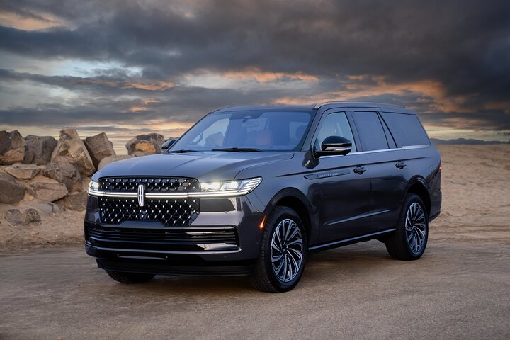 Glacier Park Private Experience In Luxurious SUV