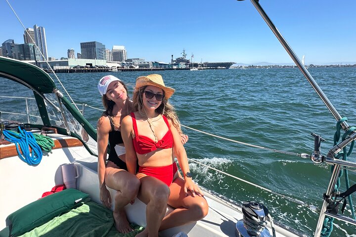 Deluxe Sunset & Day Sail Small Group