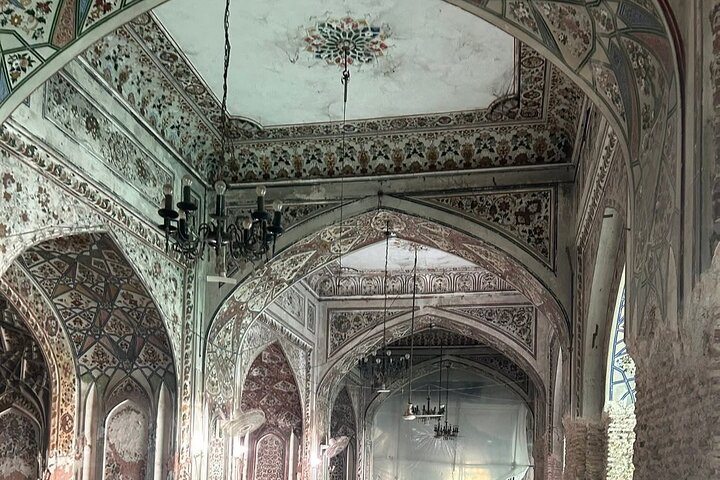 Discover Peshawar Full Day Guided Tour from Islamabad