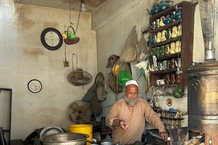 Discover Peshawar Full Day Guided Tour from Islamabad
