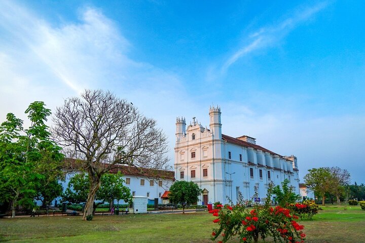 Discover Goa: A Full-Day Private City Tour