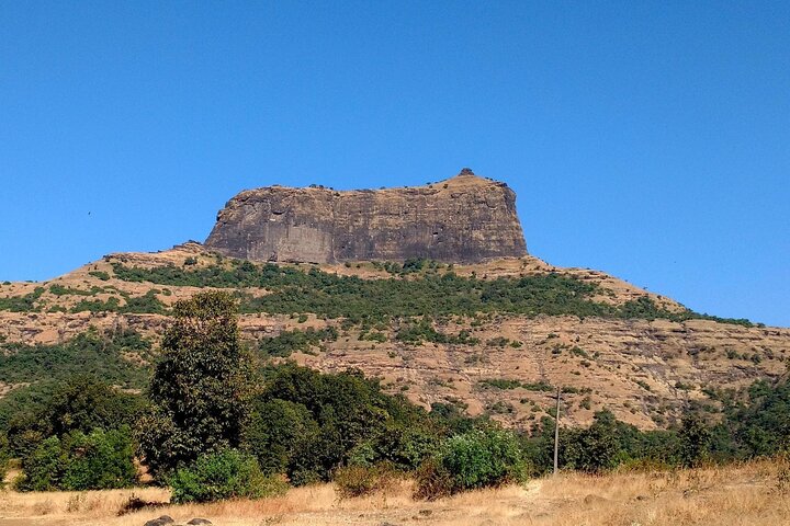 Vadodara to Aurangabad Drive to Explore the Man-made Wonder