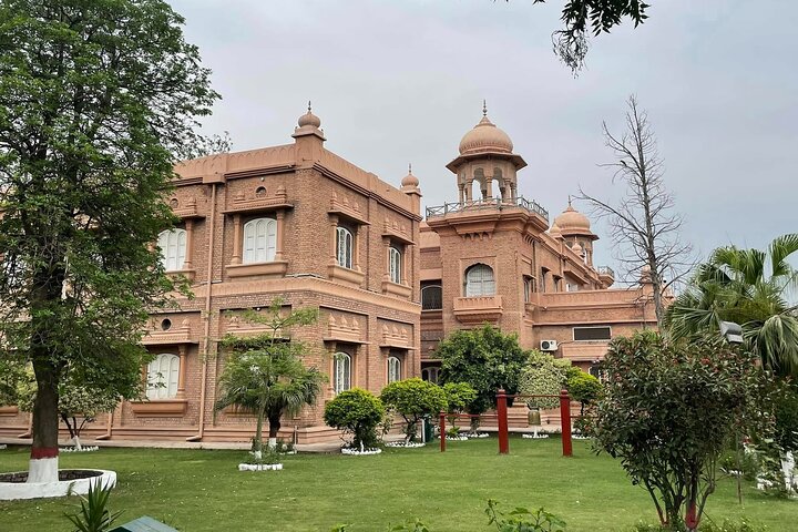 Discover Peshawar Full Day Guided Tour from Islamabad