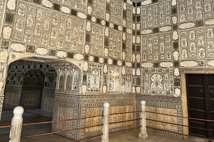 6-Day Private Tour of Delhi, Agra, Jaipur, and Varanasi from Delhi