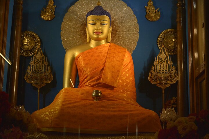 Private Tour of Bodhgaya and Gaya Including Vishnupad Temple