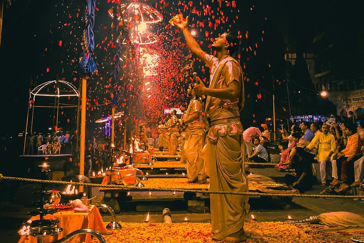 6-Day Private Tour of Delhi, Agra, Jaipur, and Varanasi from Delhi