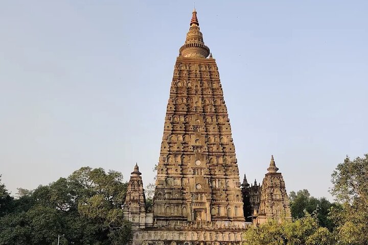 Private Tour of Bodhgaya and Gaya Including Vishnupad Temple