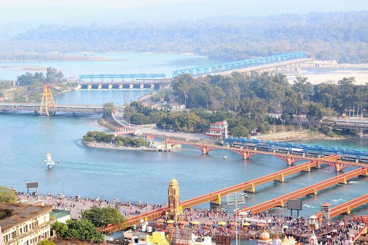 2-Days Haridwar and Rishikesh Tour By Car