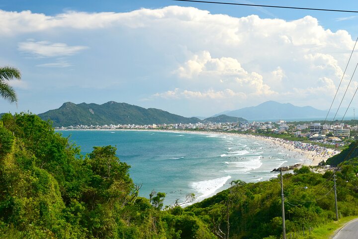 Bombinhas with Safari - Meet 7 Beaches of the Enchanted Peninsula