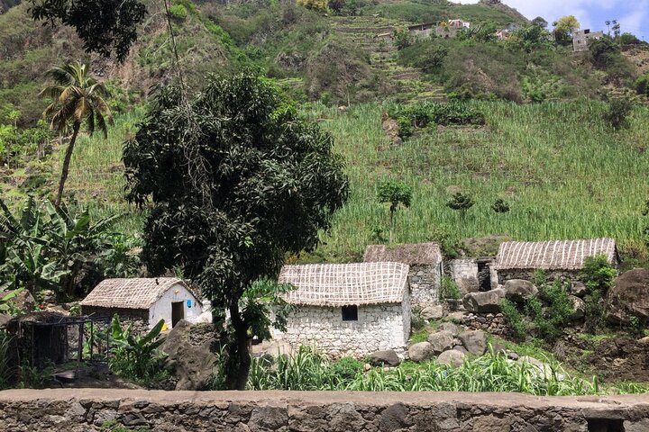 Best of São Vicente & Santo Antão – 2 Days: Car, Ferry & Guide