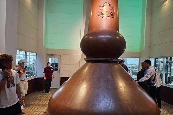 Mt. Fuji Views and Whisky brewery Private Car Tour