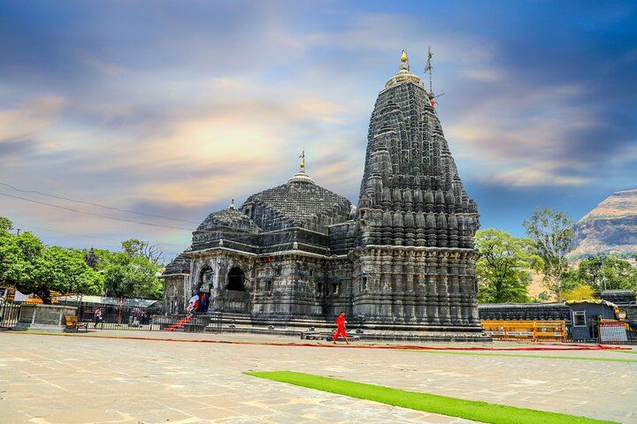 Driving through Marvels: Vadodara to Hyderabad