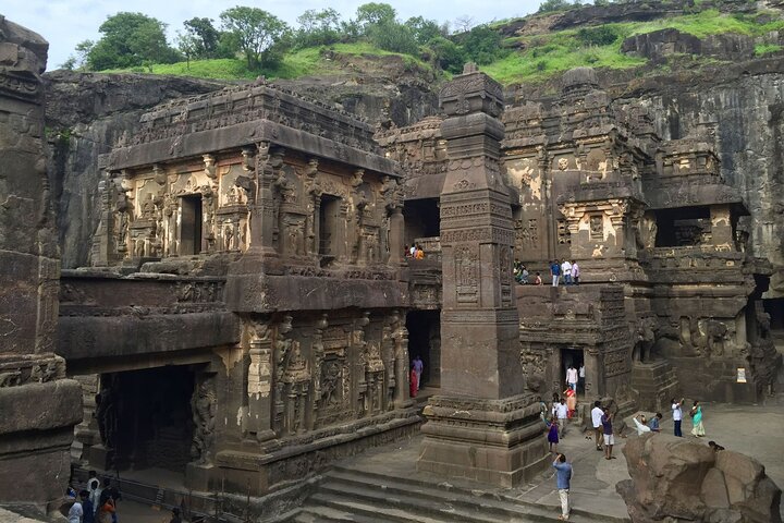 Driving through Marvels: Vadodara to Hyderabad