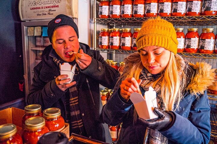 Montreal Mile End Food Tour with Bagel, Poutine & 7 Tastings