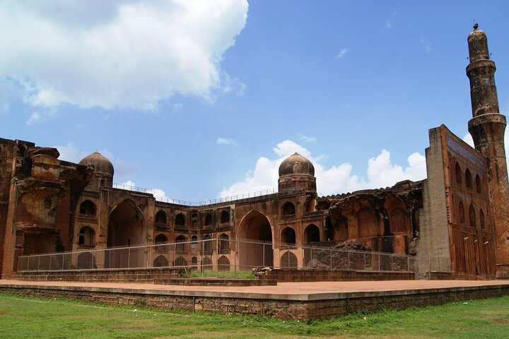 Driving through Marvels: Vadodara to Hyderabad