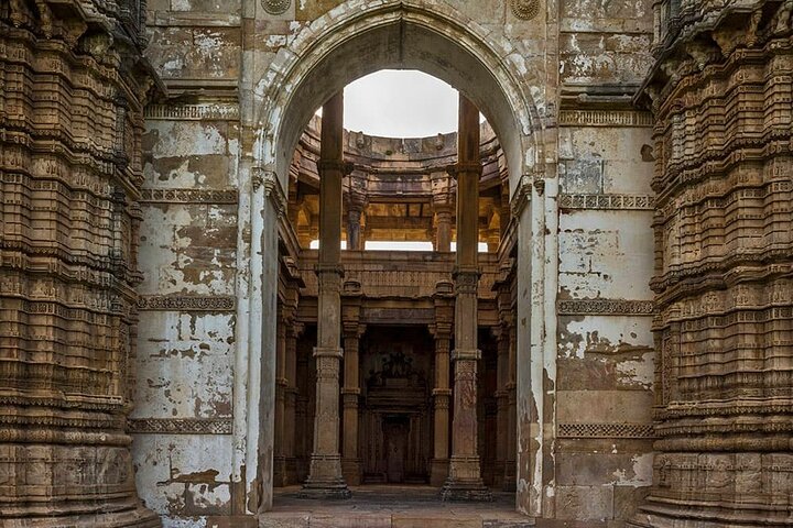 Driving through Architectural Marvels: Hyderabad to Vadodara