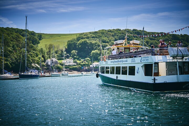 Scenic Harbour Cruise in Plymouth with Commentary