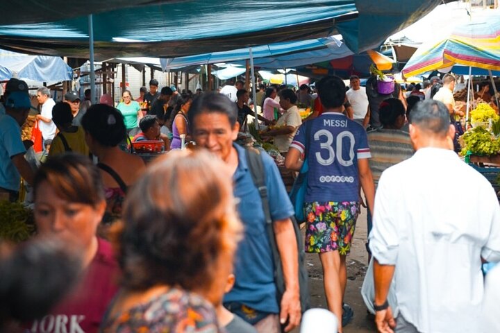 Belén Tour: Exotic Market, Floating City & Amazonian Life