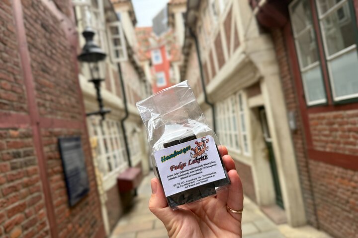 Hamburg Walking Food Tour with 7 Authentic Local Dishes