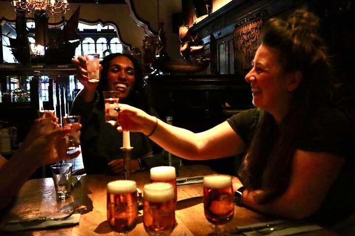 Hamburg Walking Food Tour with 7 Authentic Local Dishes