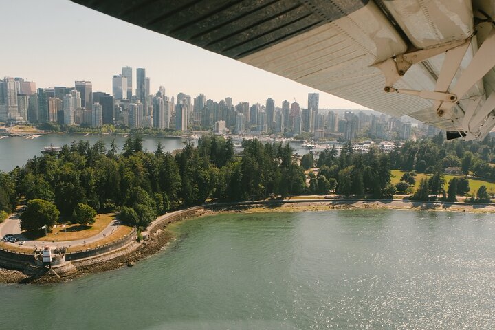 Vancouver Panorama Scenic Seaplane Tour