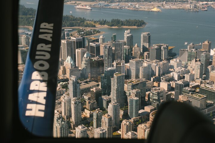Vancouver Panorama Scenic Seaplane Tour