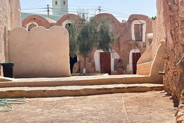 Ksar Ghilane Oasis Desert Escape and Star Wars Day Tour