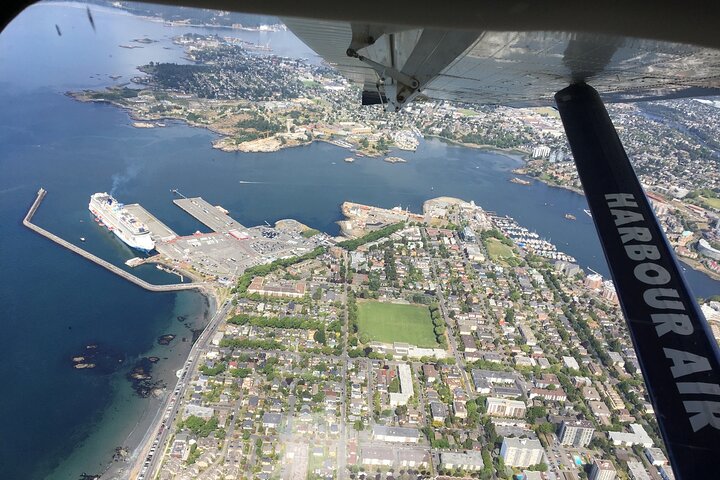 Victoria Panorama Scenic Seaplane Tour