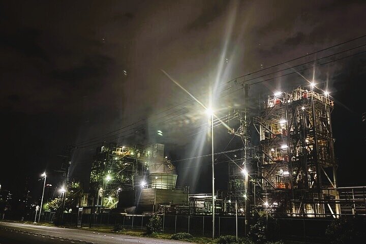 Kawasaki Night Factory Lights: Private Car Tour with Expert Guide