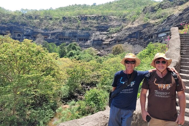Vadodara to Aurangabad Drive to Explore the Man-made Wonder
