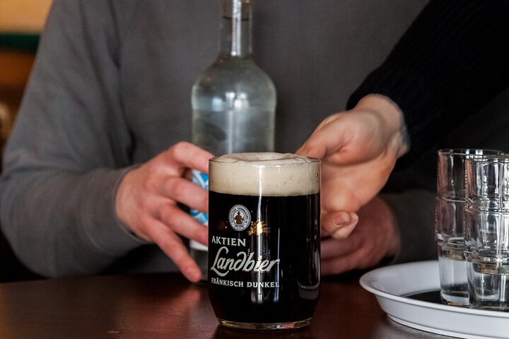 Berlin: Mitte District Food Tour with 7 Authentic Local Tastings
