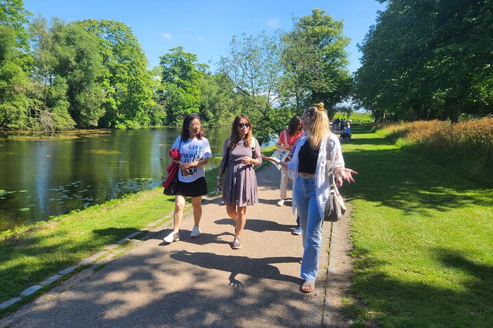 Walk & Canal Tour: Copenhagen Highlights + Changing of the Guards